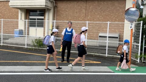 【伊豆地協】地域貢献活動・河津小学校挨拶運動